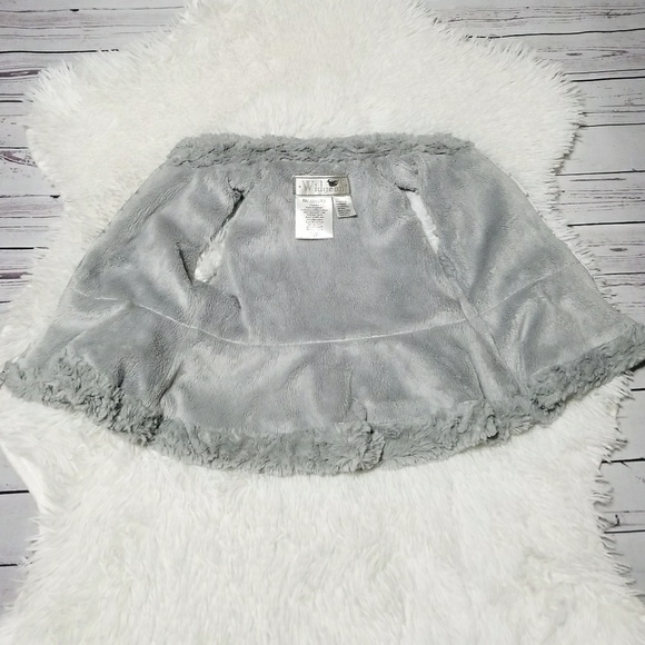 Baby Girl's Widgeon Faux Fur Vest - Picture 4 of 5
